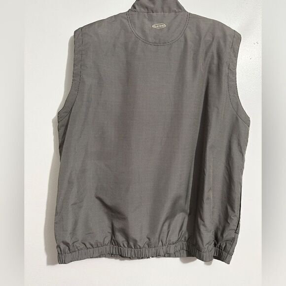 Greg Norman outdoor vest. Zipper and button. Size M - Picture 3 of 5
